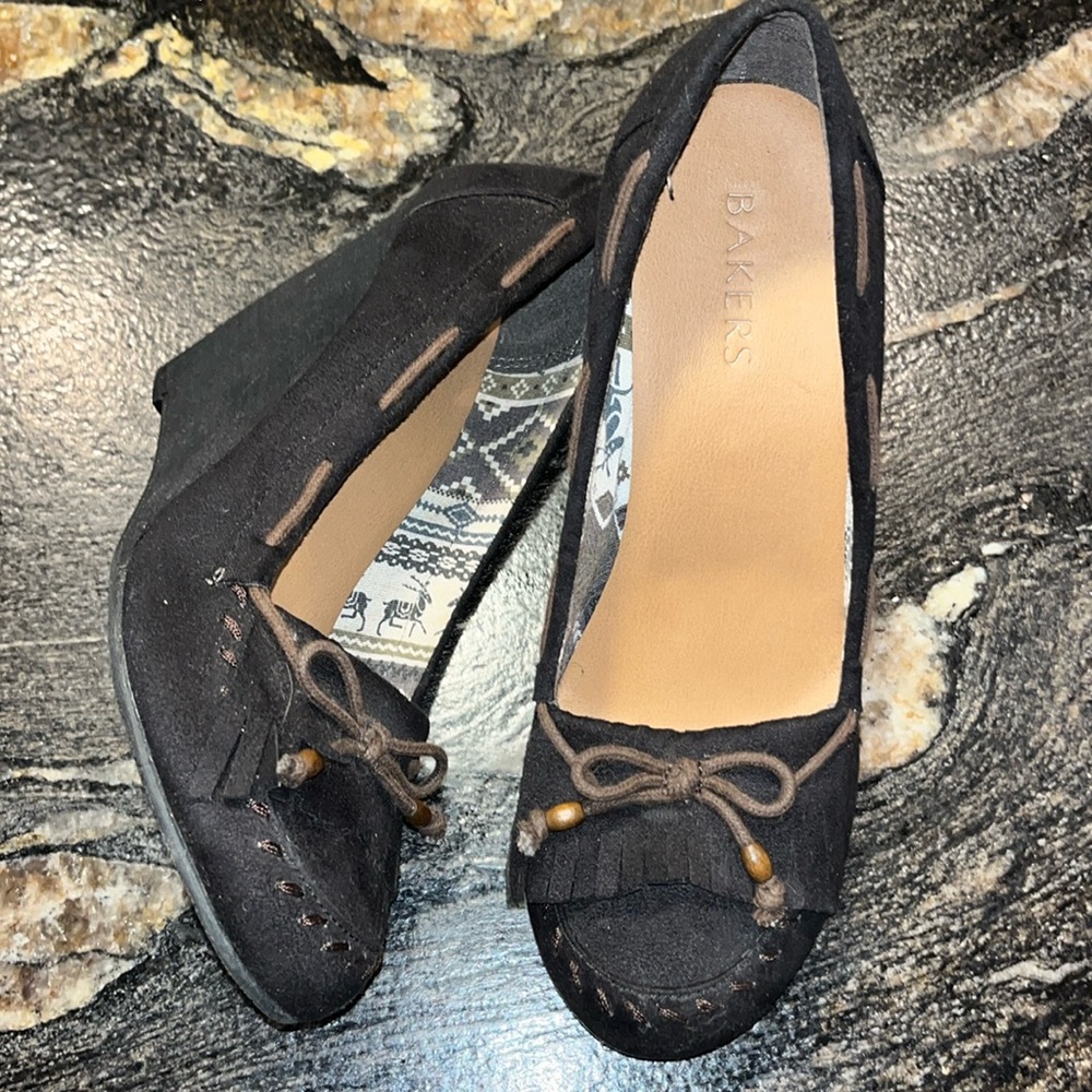 BAKERS BLACK suede 4” heel Wedges office siren corpcore PUEBLO Moccasin Wood 7.5